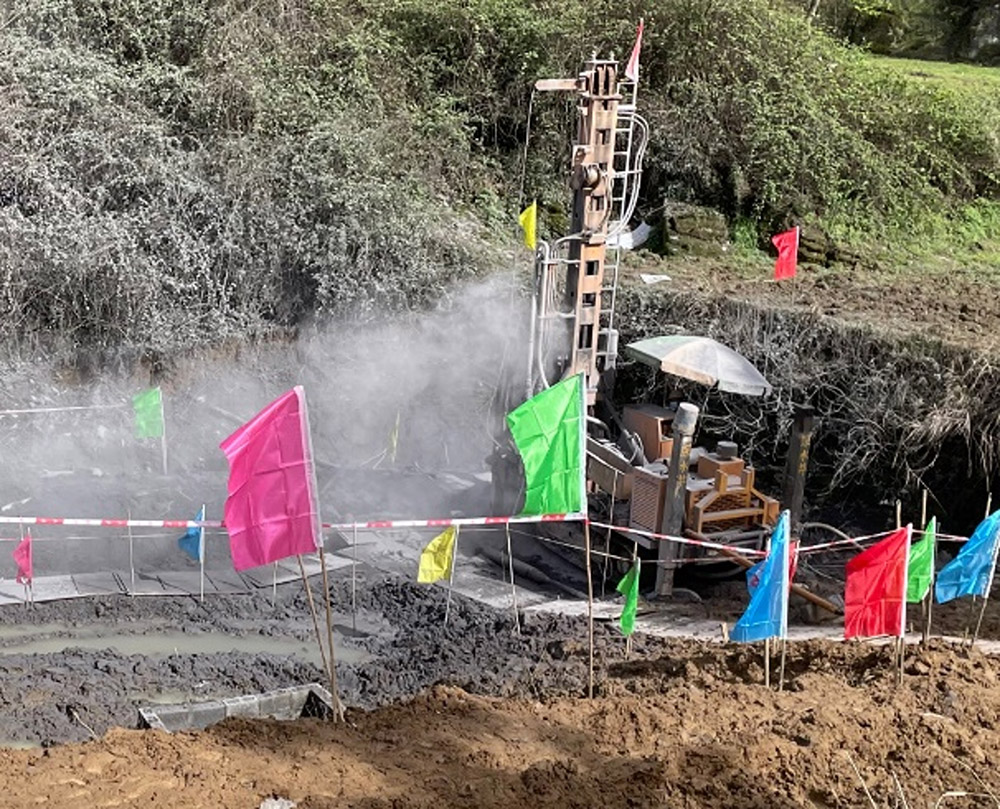 20230806993862.jpg 2 空氣潛孔錘施工(隔水層).jpg